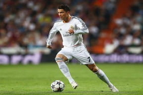 世界杯2026-F1年度争冠焦点战，沙特血拼尼日利亚