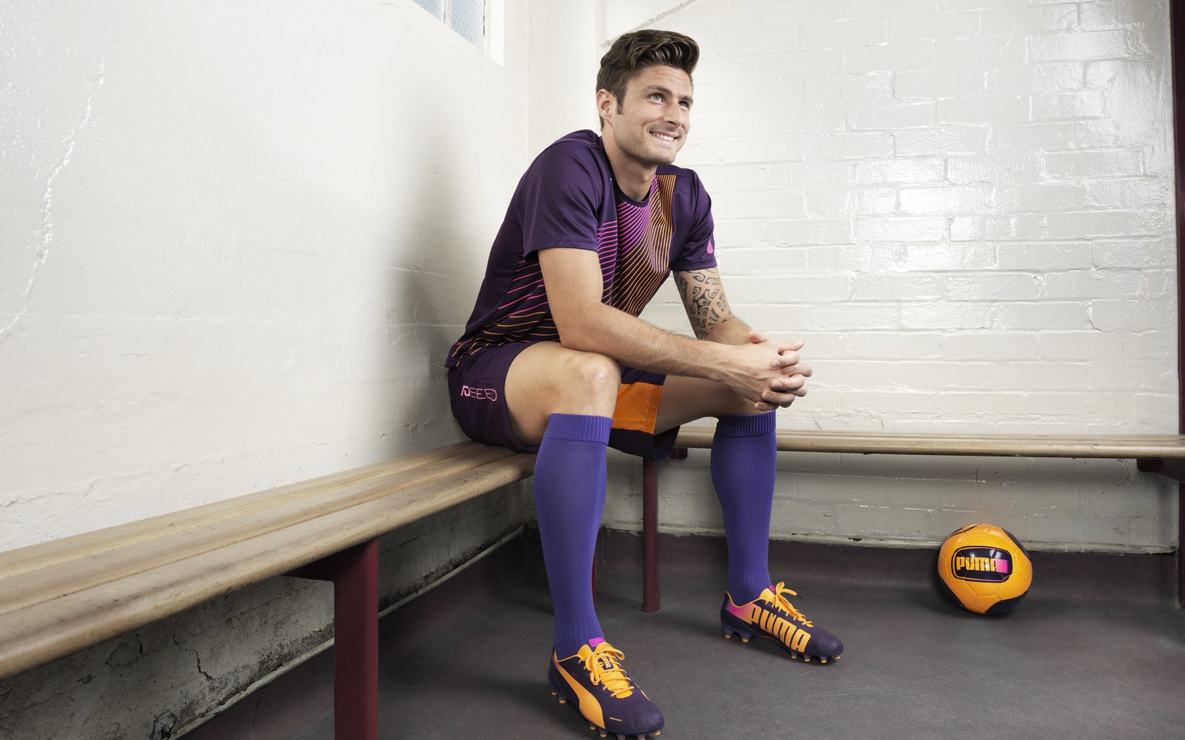 阿劳霍爆发,尤文稳稳拿下哥伦比亚,南美风暴与亚平宁智慧的碰撞